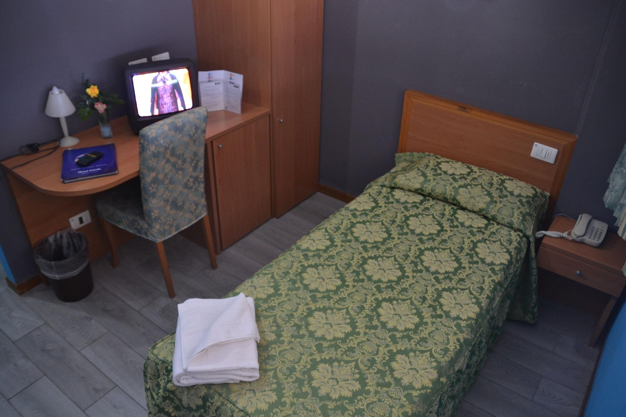 Hotel Garda อัฟฟี ภายนอก รูปภาพ
