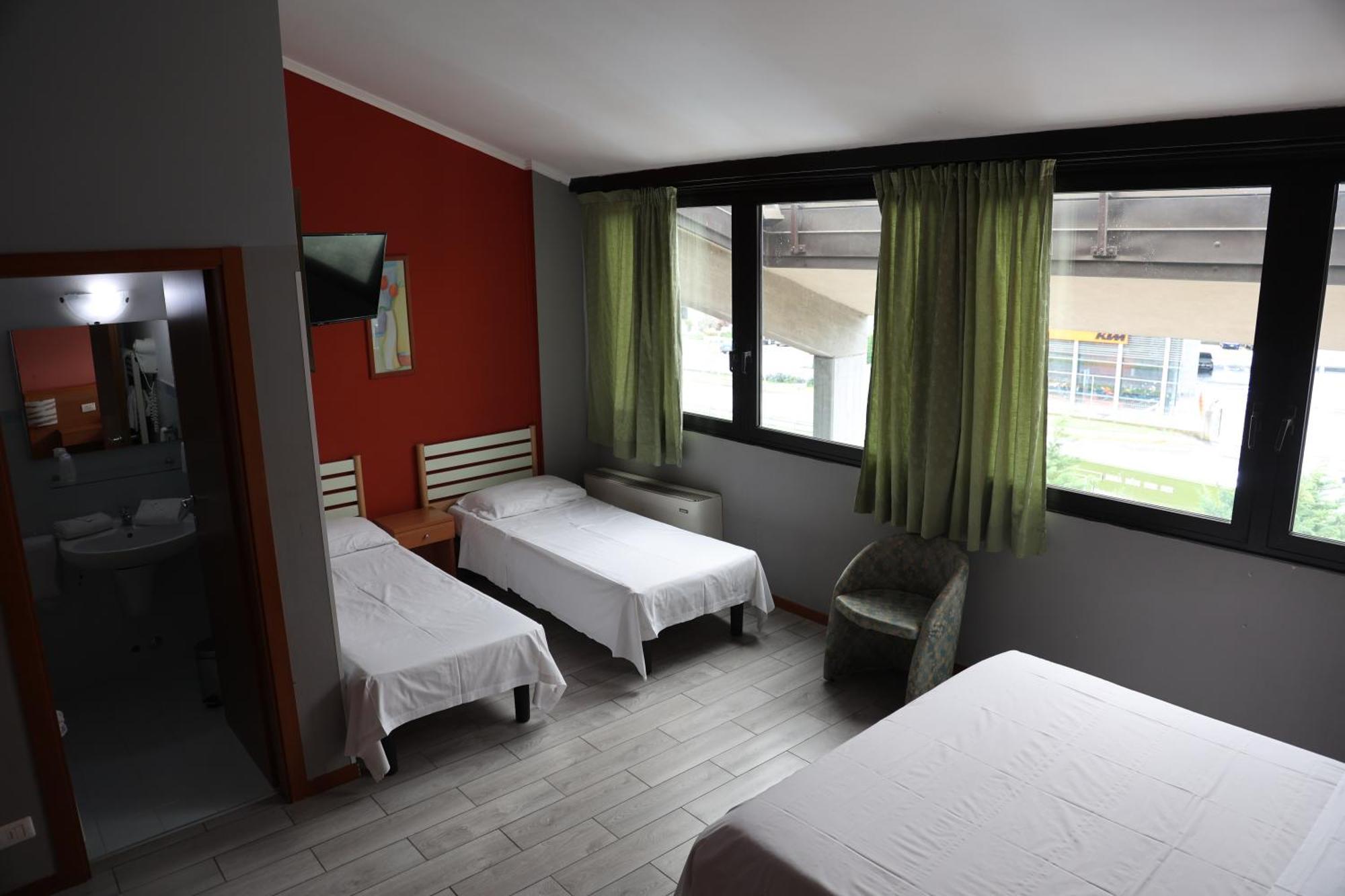 Hotel Garda อัฟฟี ภายนอก รูปภาพ