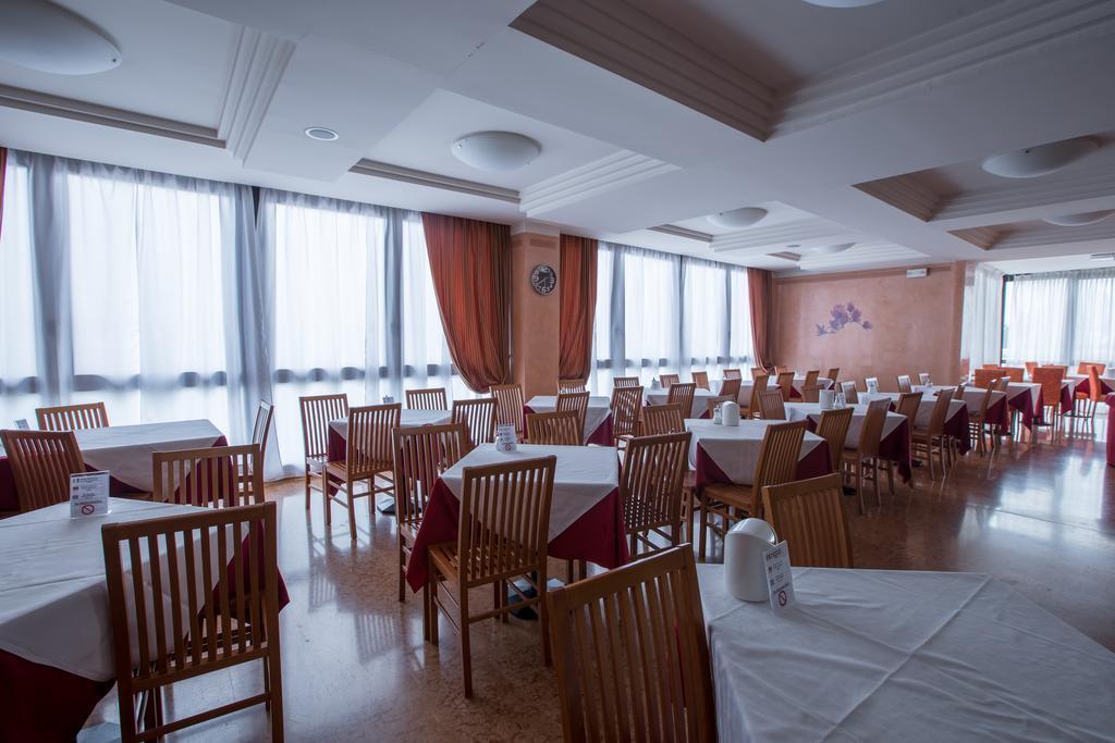 Hotel Garda อัฟฟี ภายนอก รูปภาพ
